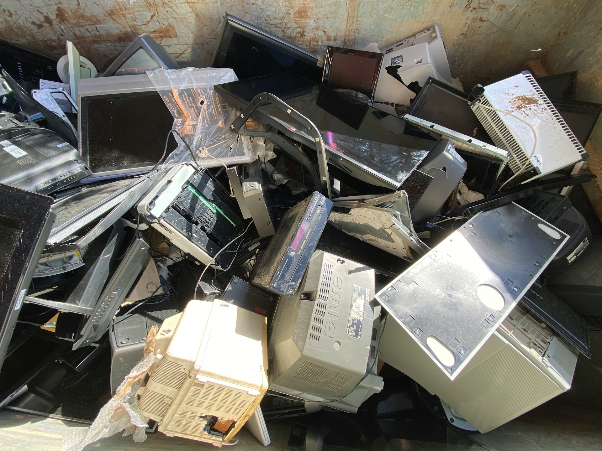 What Happens to Your Computer After Recycling in Delray Beach